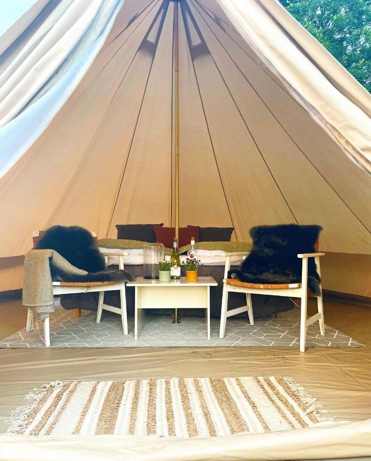 Hoiland Gard Gardshotellet Hjelmeland Bagian luar foto