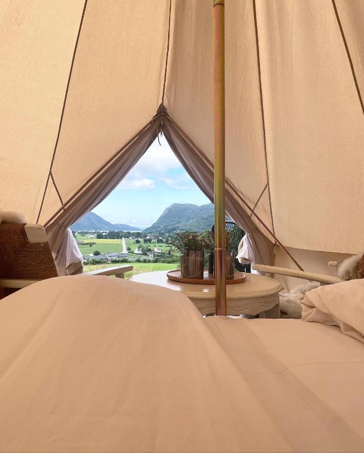 Hoiland Gard Gardshotellet Hjelmeland Bagian luar foto