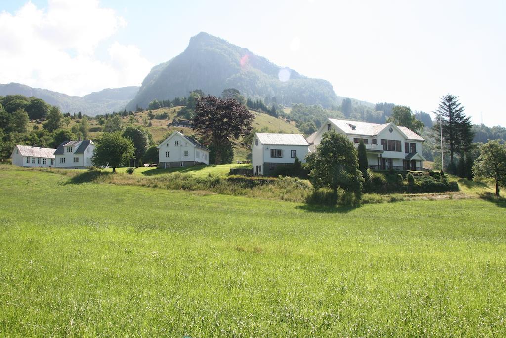 Hoiland Gard Gardshotellet Hjelmeland Bagian luar foto